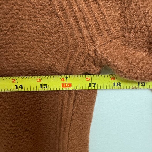 Cashmere Sweater - Picture 4 of 4